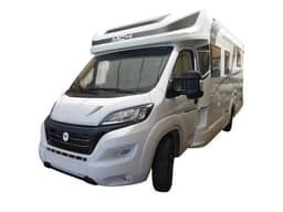 Semintegrale 7,45 m con ampio living e dotazioni premium su meccanica 140 CV