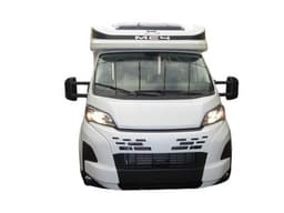 Semintegrale 7,45 m con 5 posti letto e pacchetti premium su meccanica Fiat 140 CV