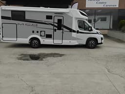 MC4 373 SEMINTEGRALE CON LETTI GEMELLI POSTERIORI E LETTO BASCULANTE MATRIMONIALE ANTERIORE