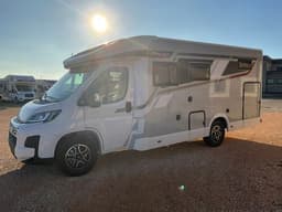 Mc4 860 profilato 6.99 mt con ampio garage